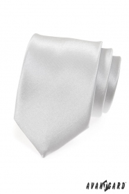 Gładki srebrny krawat