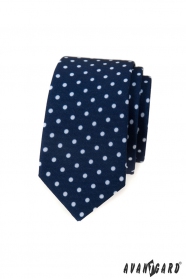 Wąski krawat niebieski w białe kropki