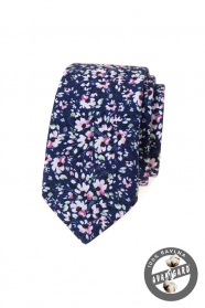 Ciemnoniebieski wąski krawat w różowe kwiaty