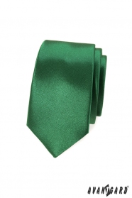 Wąski krawat w błyszczącym odcieniu zieleni