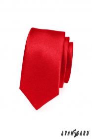 Wąski krawat czerwony