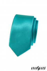 Wąski krawat w turkusowym kolorze