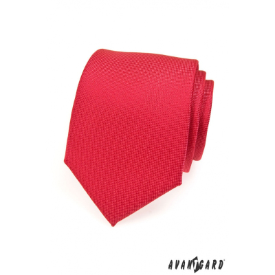 Czerwony krawat męski o delikatnej fakturze