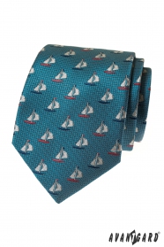 Jasnoniebieski krawat w żaglówki