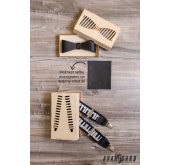 Szelki męskie Piano, czarną skórą, metalowe klipsy w drewnianym pudełku